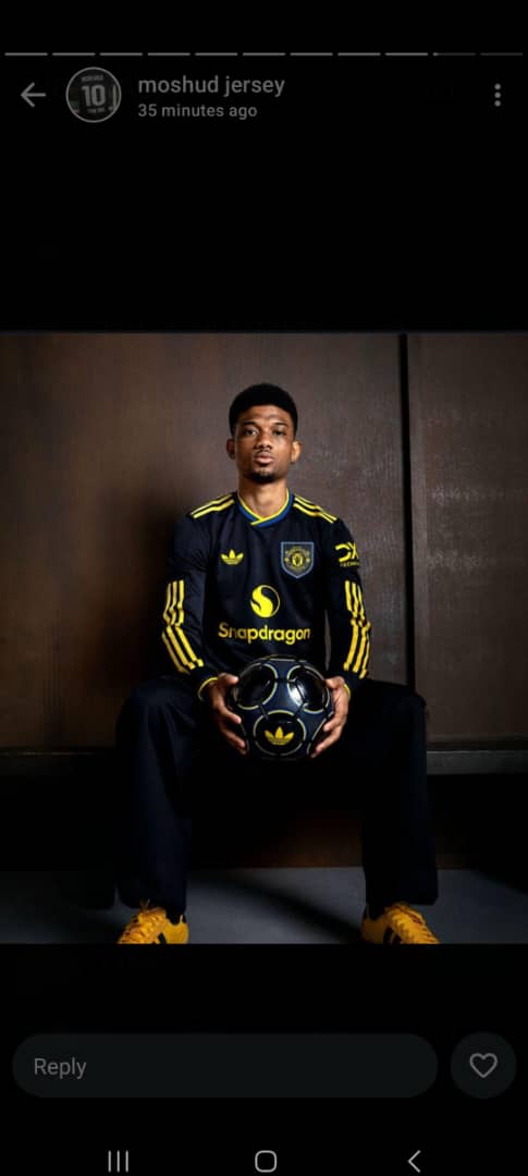 Manchester United 2024/25 Third Kit